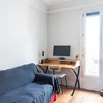 Bright Spacious And Warm Apartment