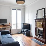 Bright Spacious And Warm Apartment